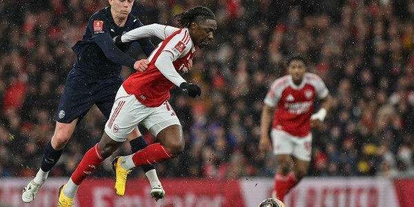 体坛联播｜阿森纳晋级足总杯16强，隋文静/韩聪晋级自由滑