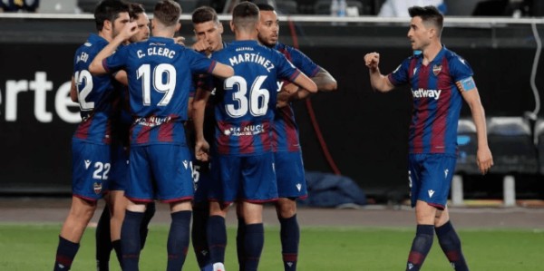 【老汤侃球】西甲：莱万特vs皇家社会