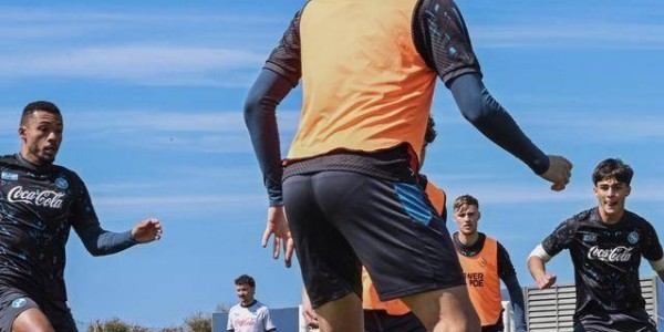 意甲前瞻：那不勒斯主场战绩出色，AC米兰莱奥回归阵容